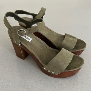 Steve Madden Lifted Wooden Wedge